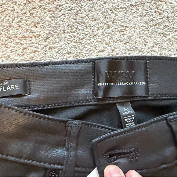 NWT WHBM Coated Kick Flare Jean in Vegas Coated Black size 00 - Picture 8 of 13